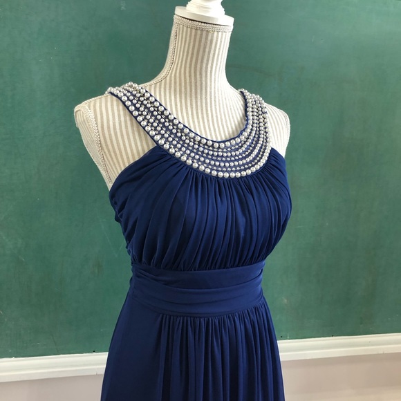 Bridemaids dress - med - Picture 4 of 8